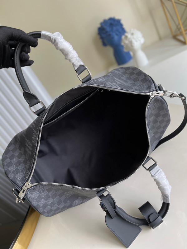 l0*is V*t0n keepall bandouliÈre 50