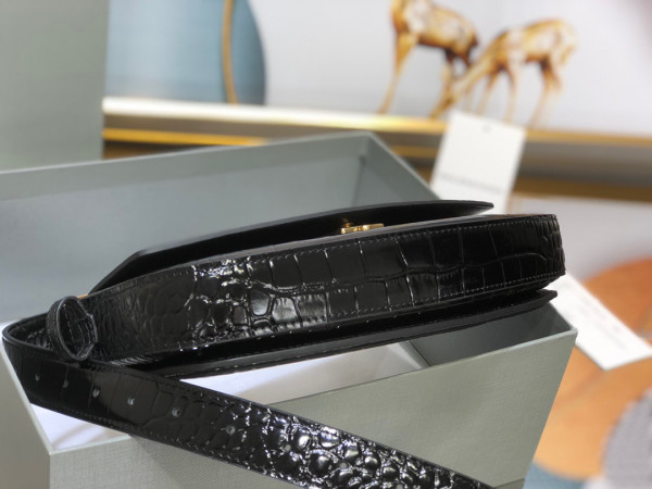 Ba*len*cia*ga ghost bag