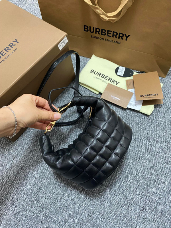B**rry small quilted lambskin crescent lola bag