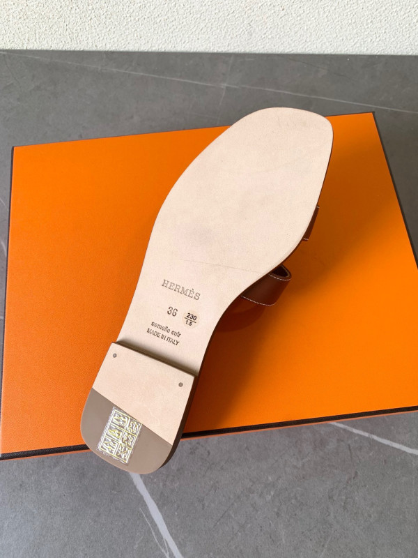 H**mes sandal