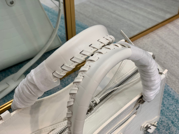 Ba*len*cia*ga neo classic small top handle bag