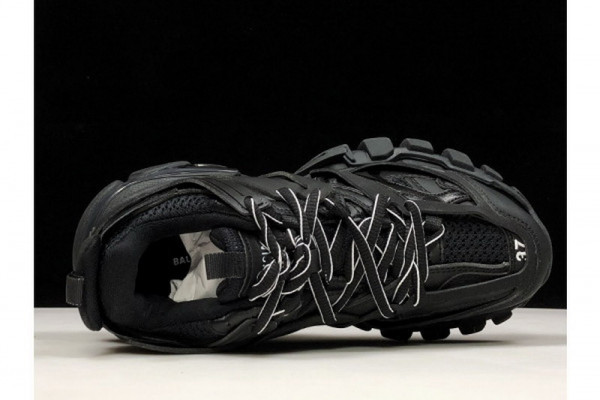 Ba*len*cia*ga track trainer 