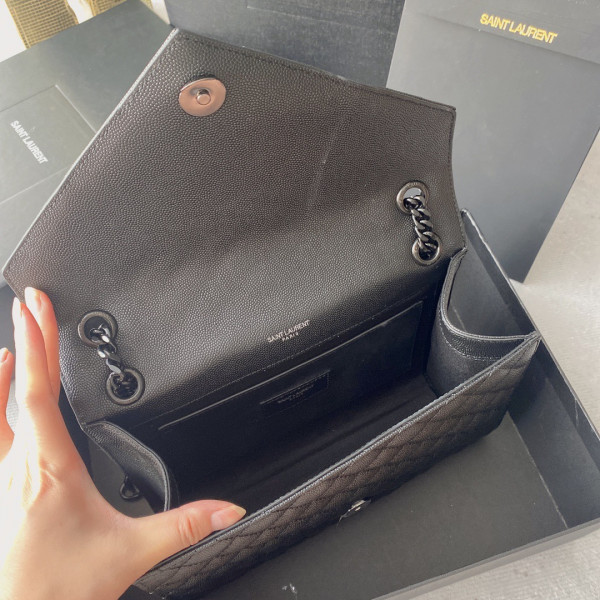 Y*L envelope medium bag