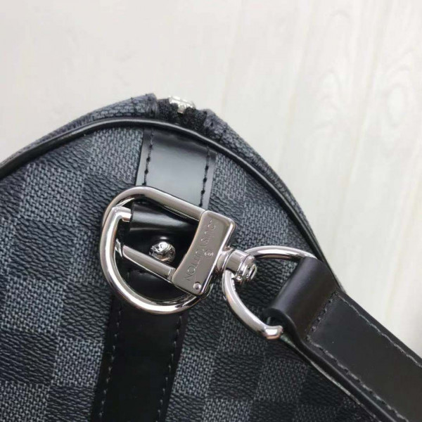 l0*is V*t0n keepall bandouliÈre 55