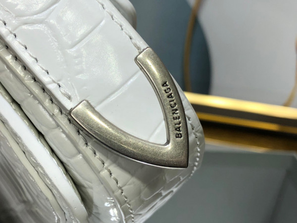 Ba*len*cia*ga ghost bag