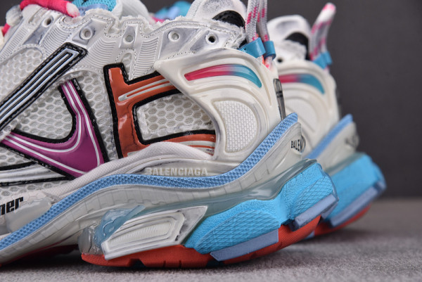 Ba*len*cia*ga runner