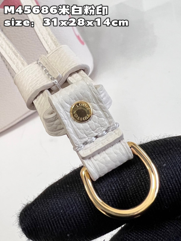 l0*is V*t0n neverfull mm