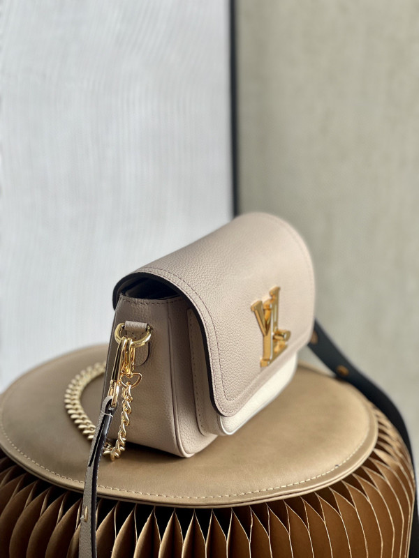 l0*is V*t0n lockme tender