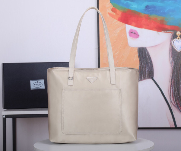Pra*a re-nylon tote bag