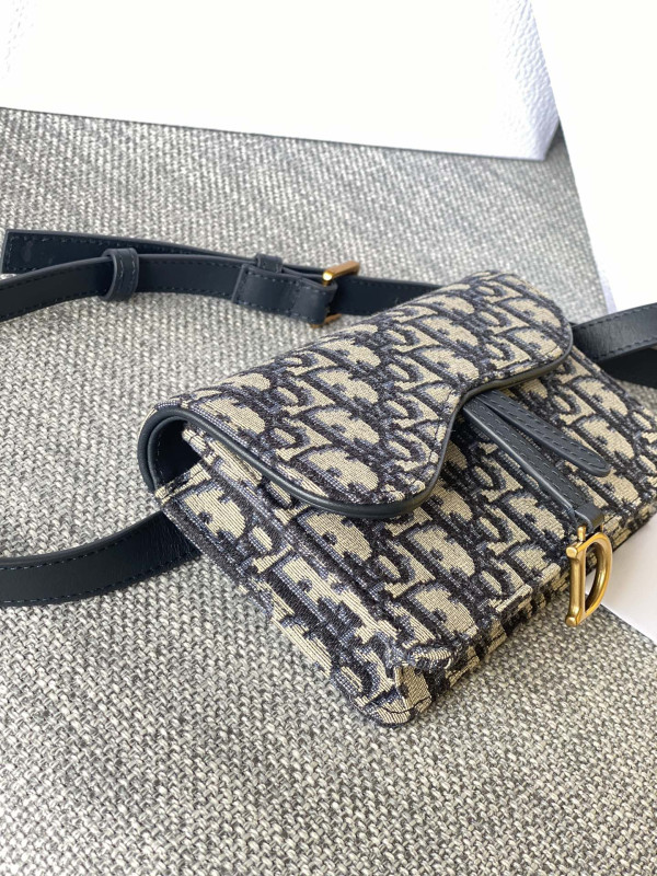 DIRO SADDLE BELT POUCH