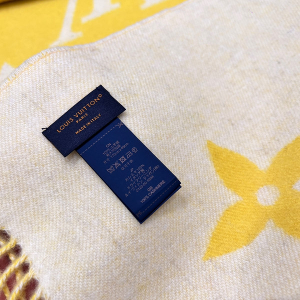 l0*is V*t0n reykjavik scarf