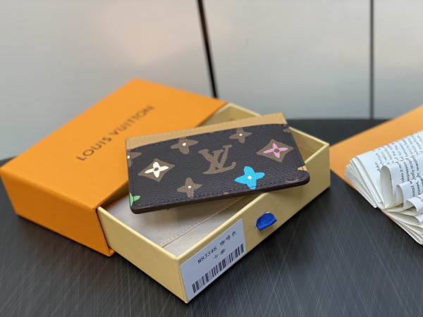 l0*is V*t0n card holder-11*7*0.5cm