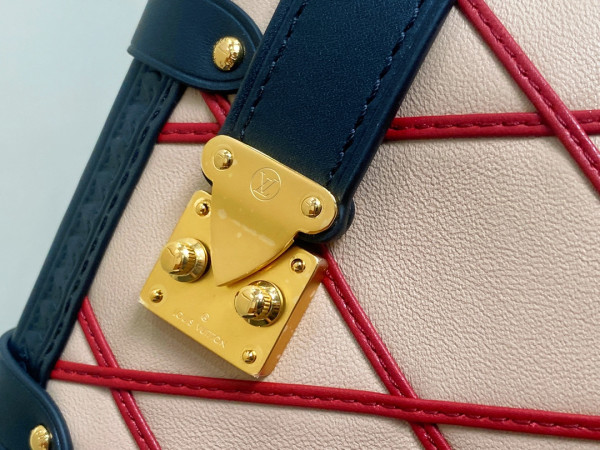 l0*is V*t0n side trunk pm-21*14*6cm