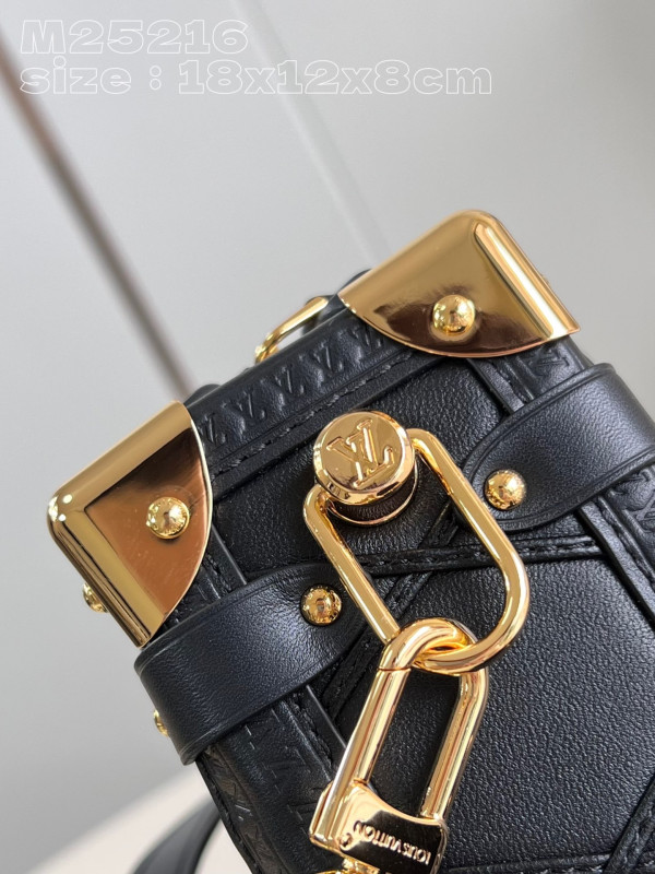 l0*is V*t0n side trunk pm-18*12.5*8cm