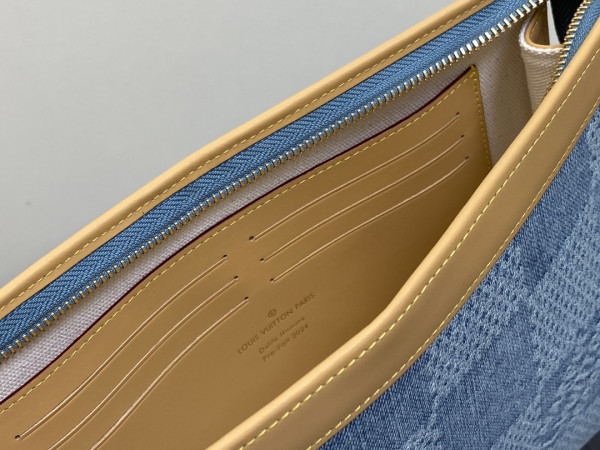 l0*is V*t0n pochette voyage-27*21*6cm