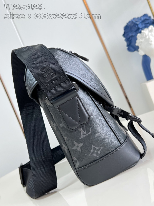 l0*is V*t0n messenger voyager pm-33*22.5*11cm