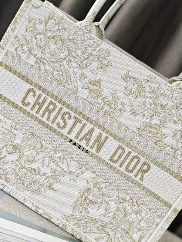 MEDIUM DIRO BOOK TOTE-36.5X27.5X16.5CM