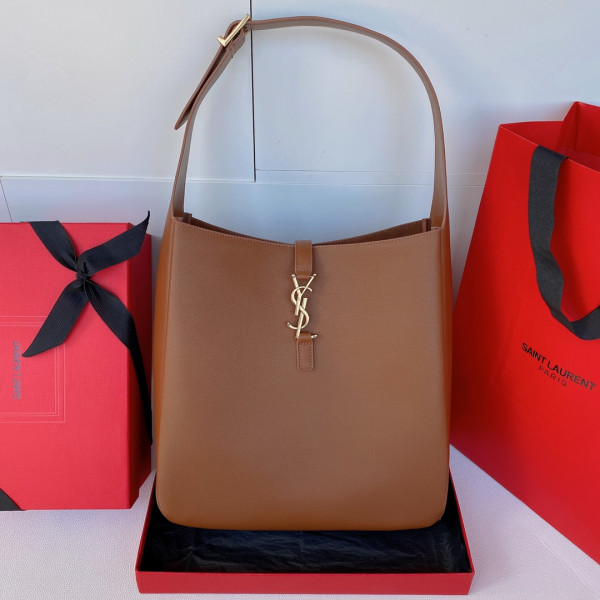 Y*L le 5 À 7 large soft hobo bag - 30x31x13cm