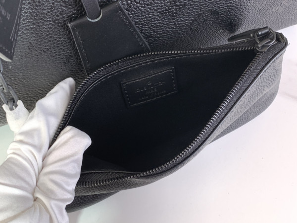 l0*is V*t0n speedy bandoulière 30