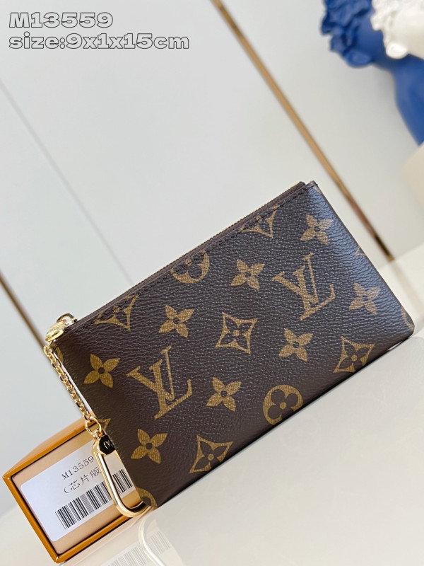 l0*is V*t0n key pochette-9*1*15cm