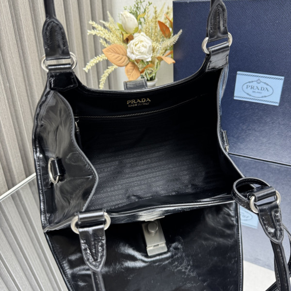 Pra*a medium leather tote bag-32*21*15cm