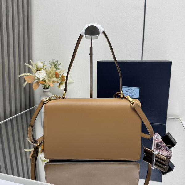 Pra*a soft sound medium leather shoulder bag