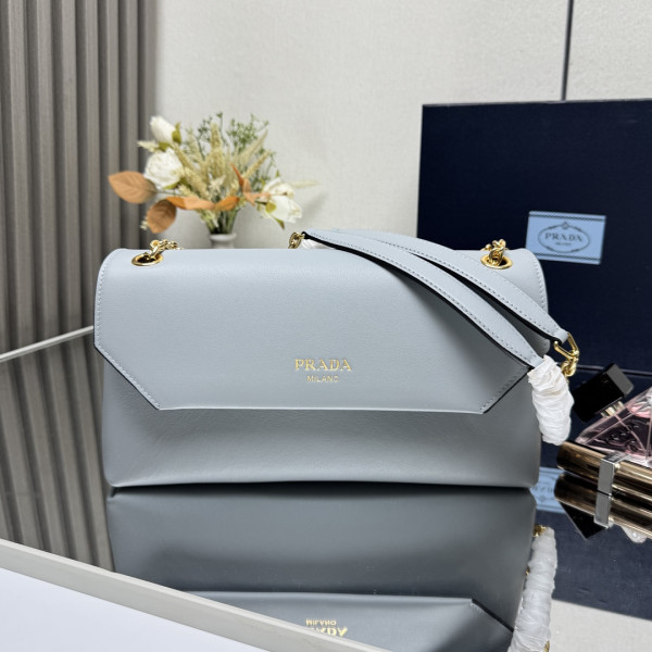 Pra*a doux medium leather shoulder bag-29*16*9.5cm