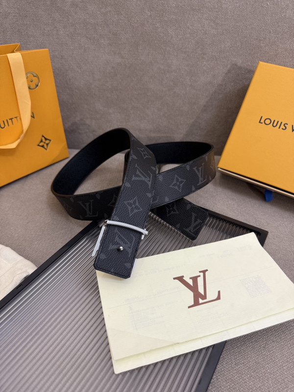 l0*is V*t0n men belt