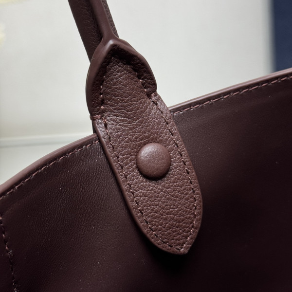 Pra*a buckle large leather handbag with belt-32*23*11cm