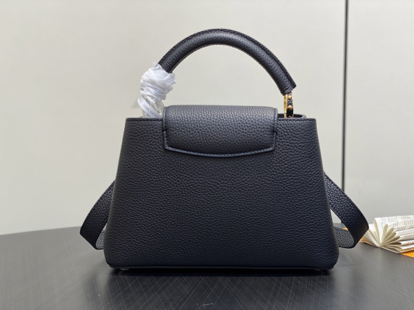 l0*is V*t0n capucines bb-31.5*20*11cm