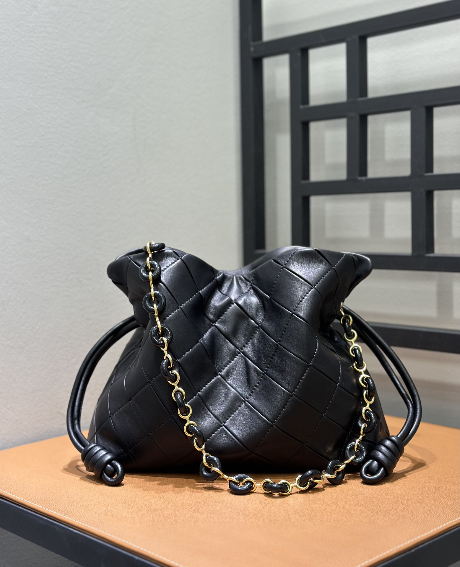 Lowee Flamenco purse - 30*24.5*10cm