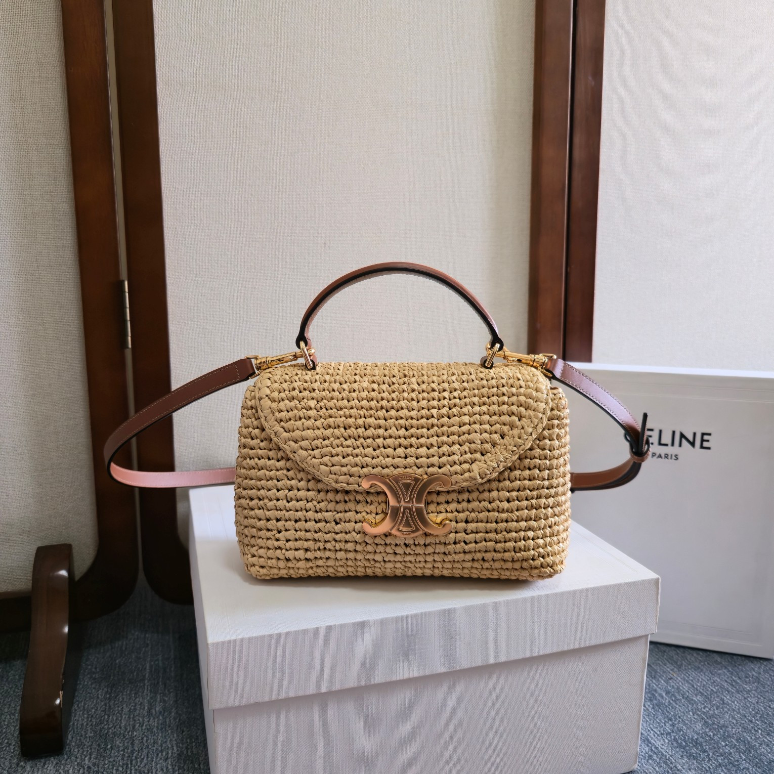 Ce**e teen nino bag in raffia and calfskin - 20.5 x 13 x 8cm